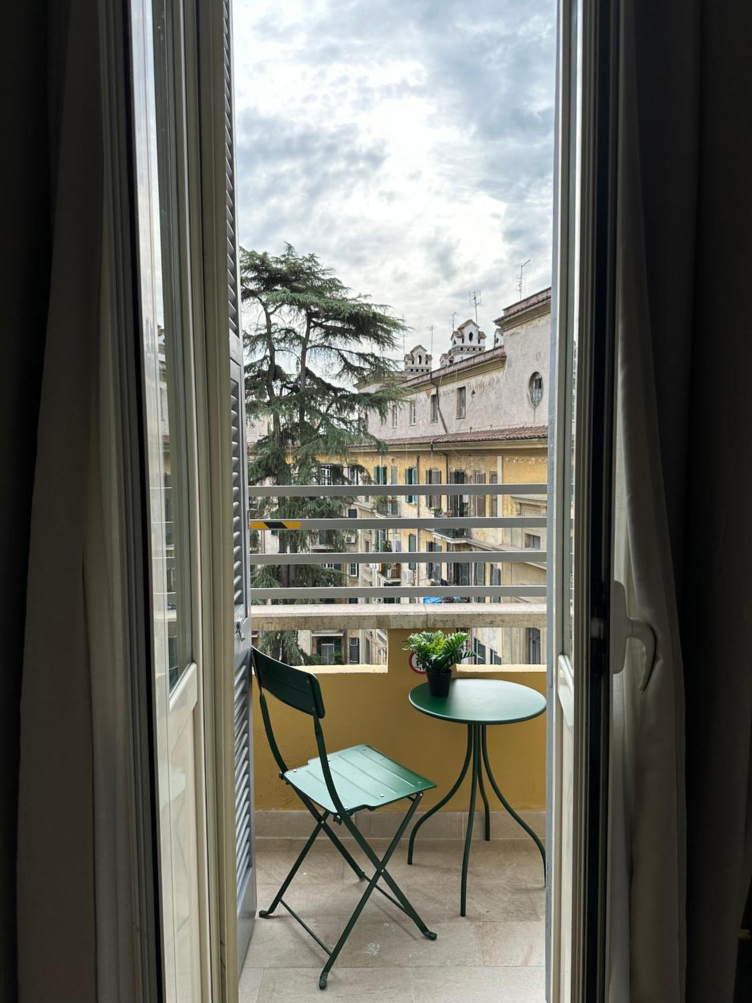 Hotel Domus House Roma Esterno foto